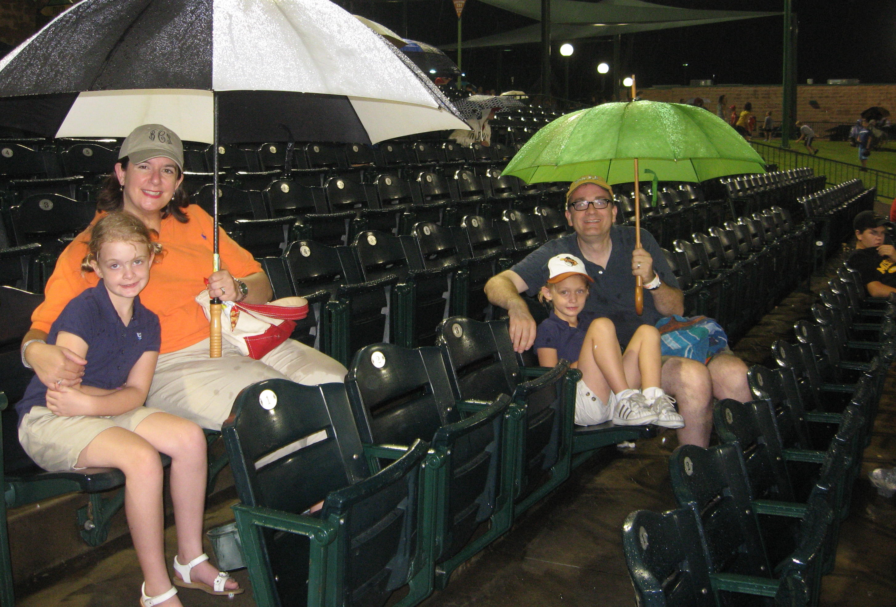 2010_07_30 Grizzilies in the rain.jpg